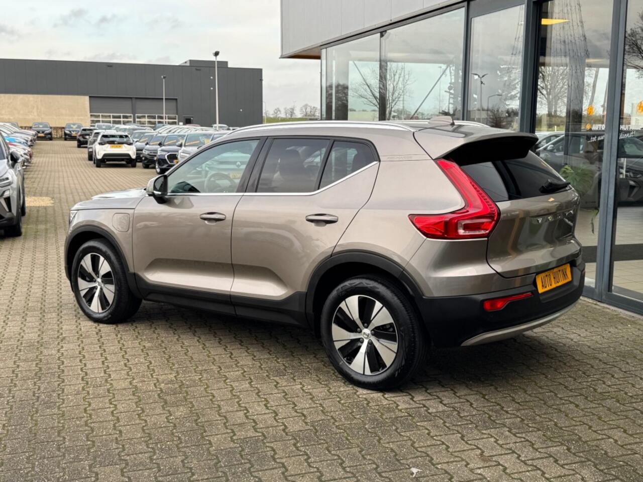 Volvo XC40 1.5 T5 Recharge Inscription - navi - carplay/android elec achterklep