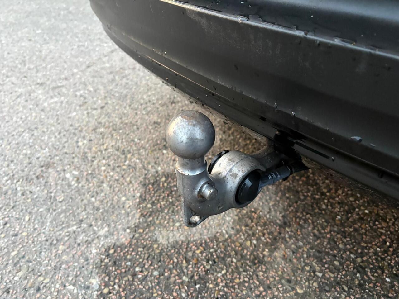 Volvo XC40 T5 Recharge R-Design | Panoramadak | Trekhaak | Stoel/Stuur Verwarming |