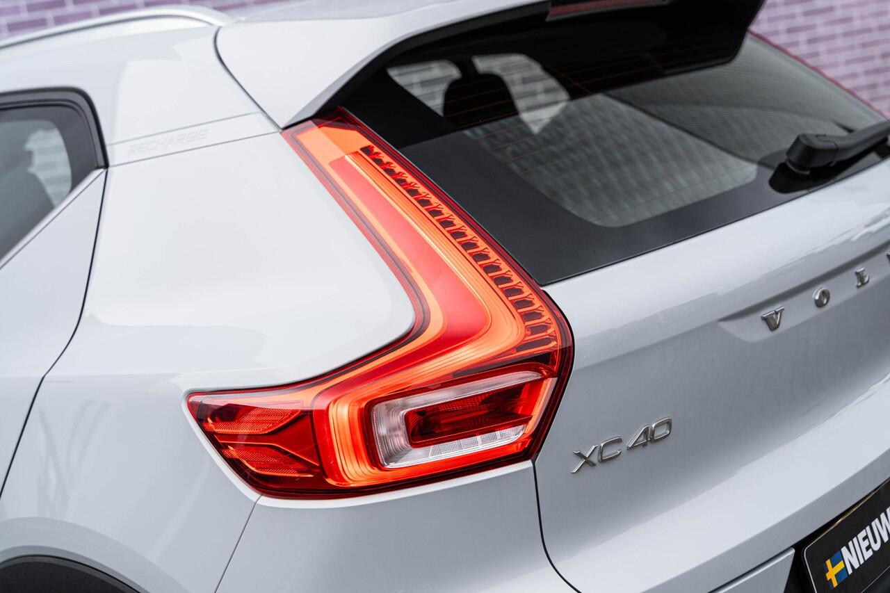 Volvo XC40 T5 Plug-in Hybrid Inscription Expression | Navigatie | Cruise Control | DAB+ radio | 2-zone climate control | Apple Carplay / Android Auto | Volvo On Call | Keyless |