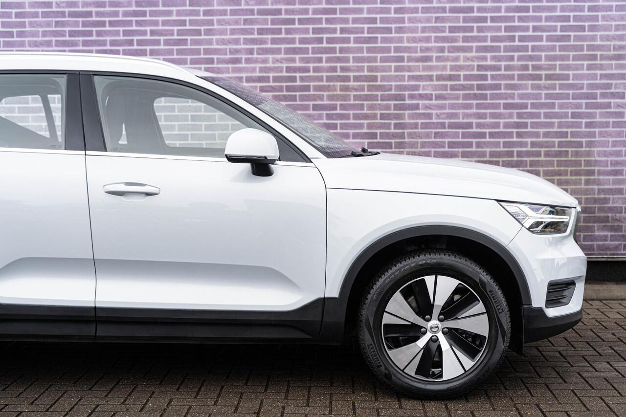 Volvo XC40 T5 Plug-in Hybrid Inscription Expression | Navigatie | Cruise Control | DAB+ radio | 2-zone climate control | Apple Carplay / Android Auto | Volvo On Call | Keyless |