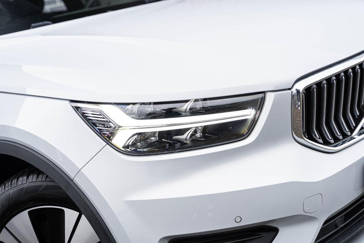 Volvo XC40 Plug-in Hybrid T5 Inscription Expression | Camera | Adaptive Cruise Control | DAB | Climate control | Parkeersensoren Voor + Achter | Carplay | Volvo On Call |