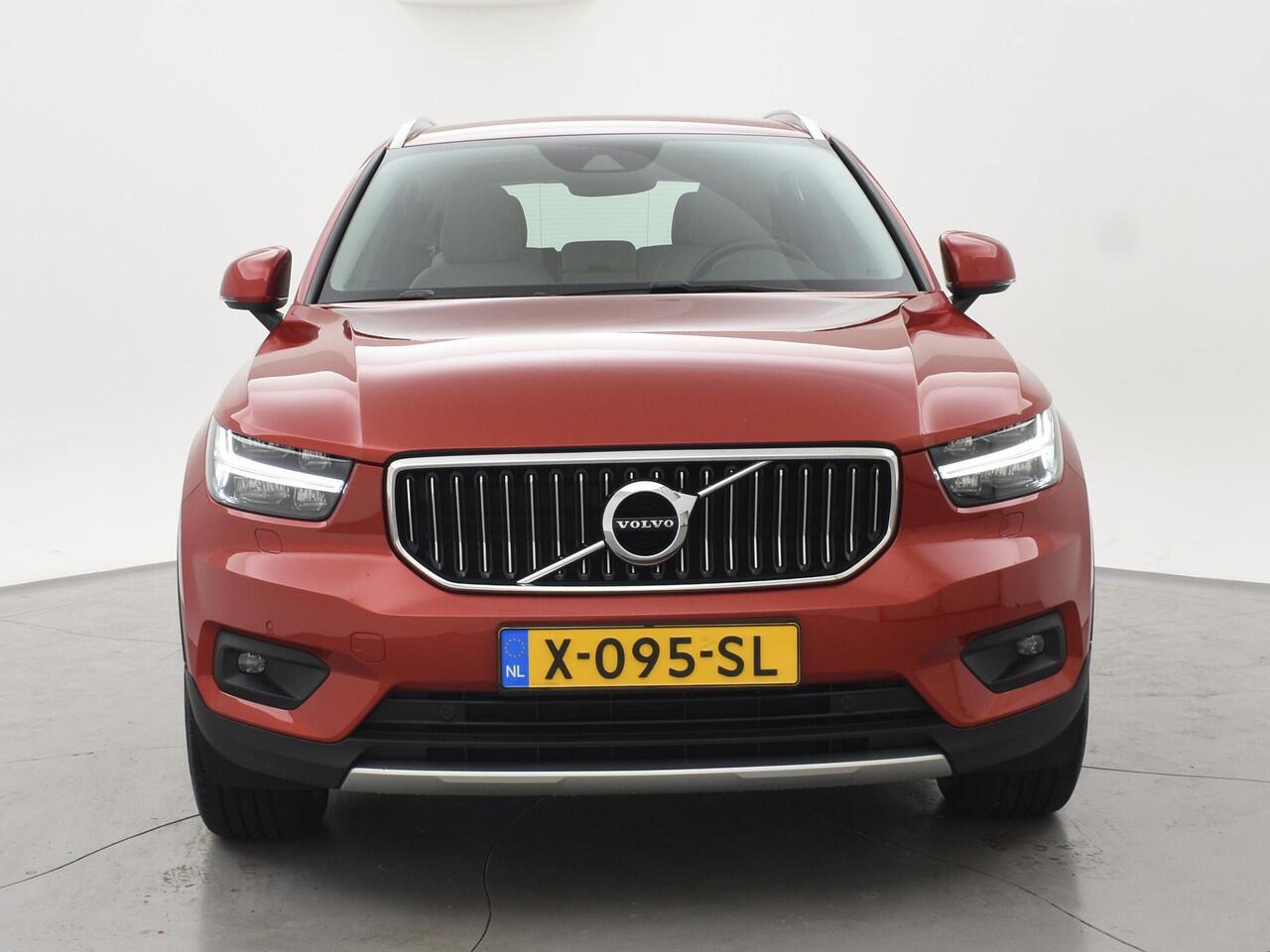 Volvo XC40 1.5 T4 RECHARGE 211 PK AUT. INSCRIPTION + TREKHAAK | LEDER | HARMAN/KARDON | STOELVERW. V+A | ADAPTIVE CRUISE
