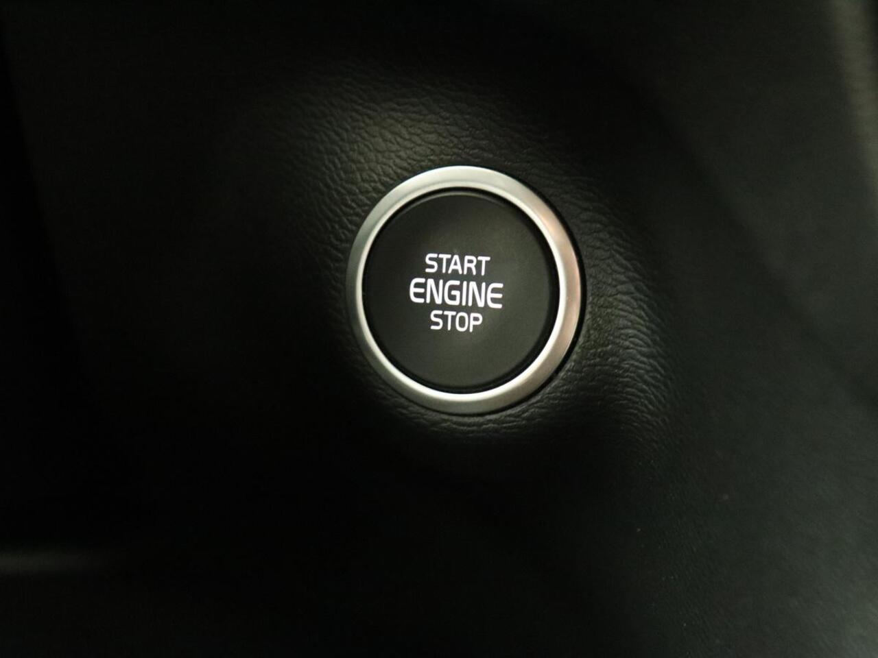 Volvo XC40 1.5 T4 Recharge Inscription Expression | Trekhaak | Carplay | Navigatie | Climate control | Parkeerhulp | Cruise control | Full LED | PHEV | Plug In