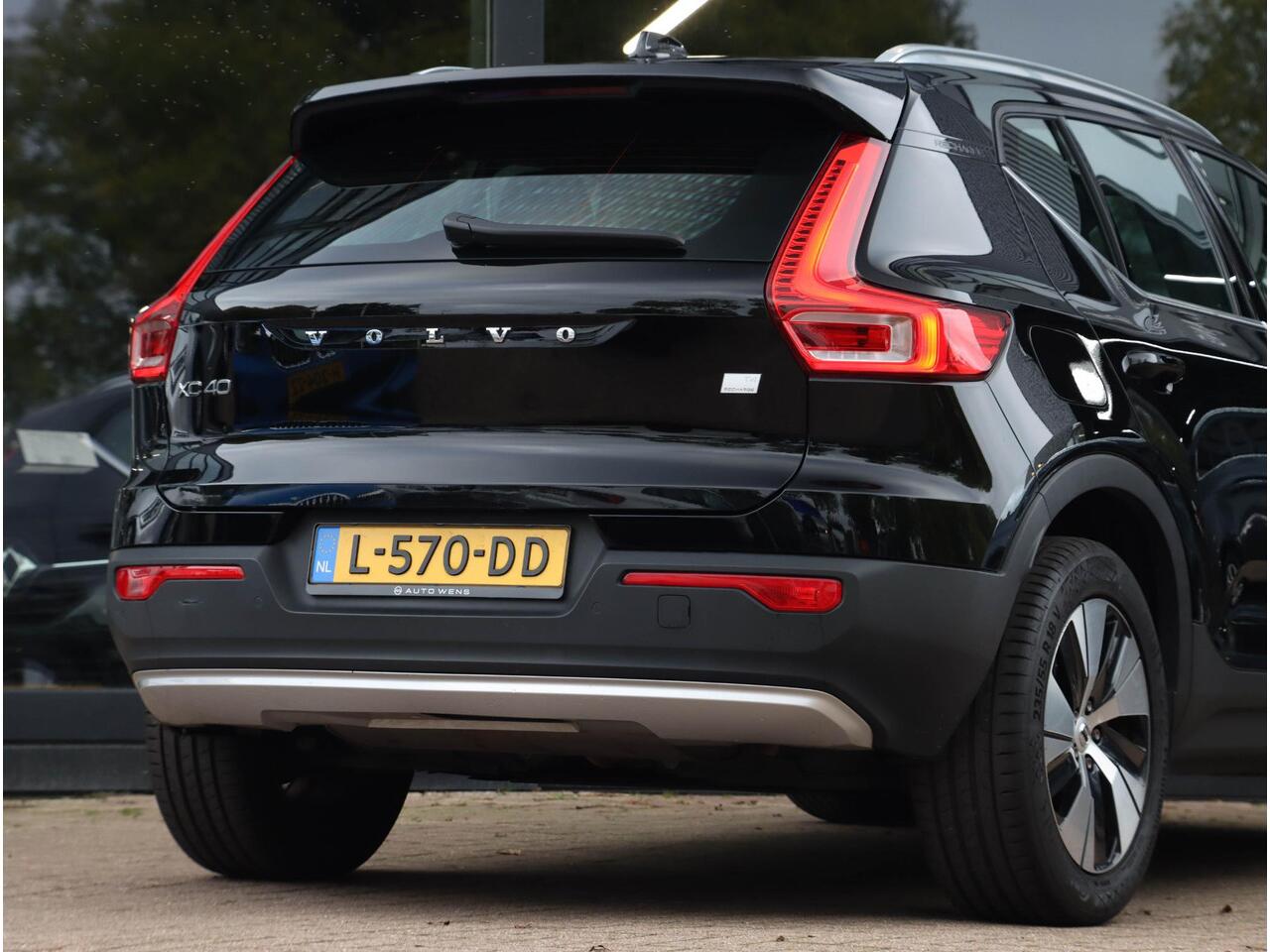 Volvo XC40 T4 Recharge Inscription Expression 211PK Climate Pack
