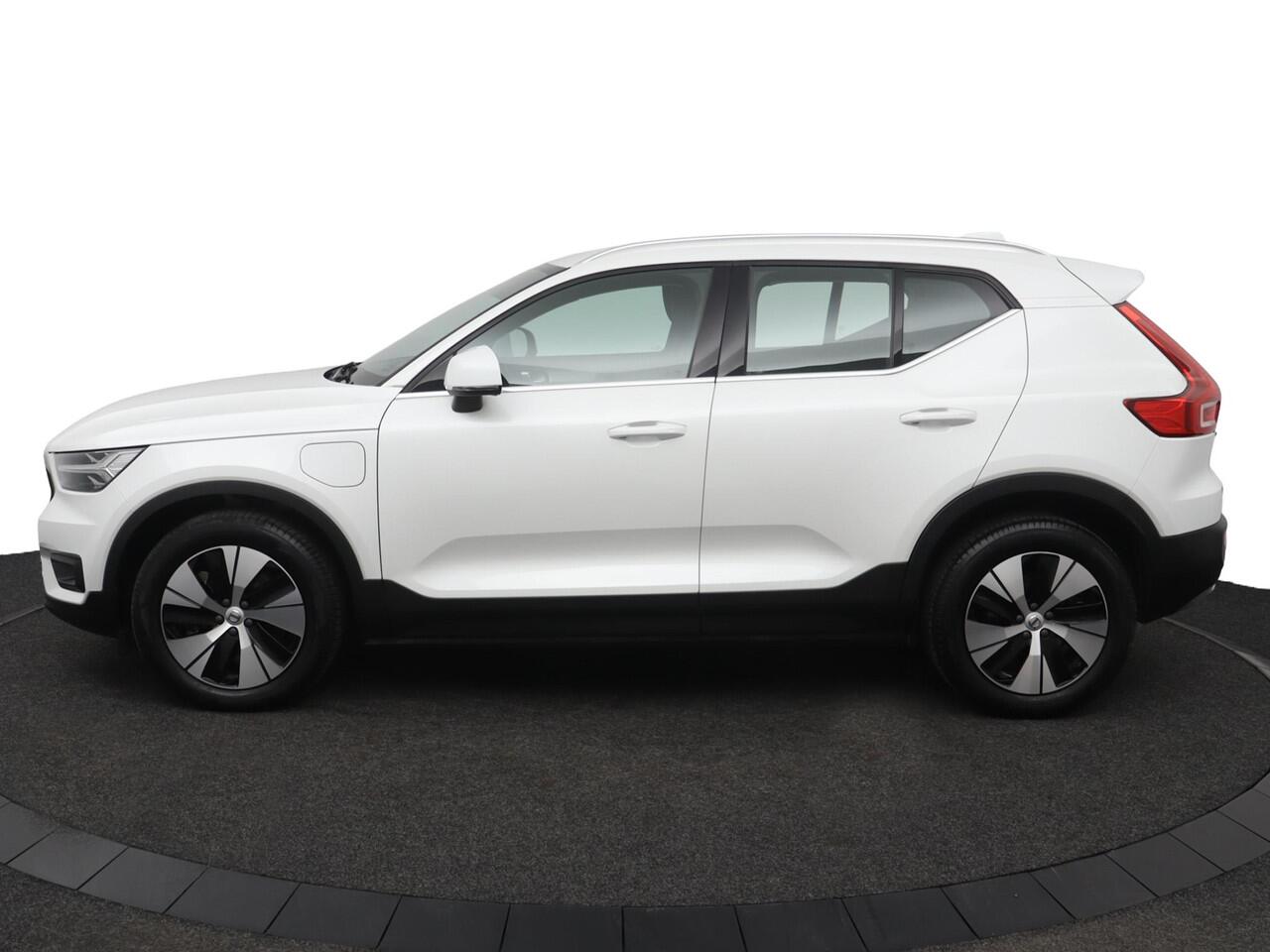 Volvo XC40 1.5 T5 Recharge Business Pro | Navigatie | PHEV | Elektrische kofferklep