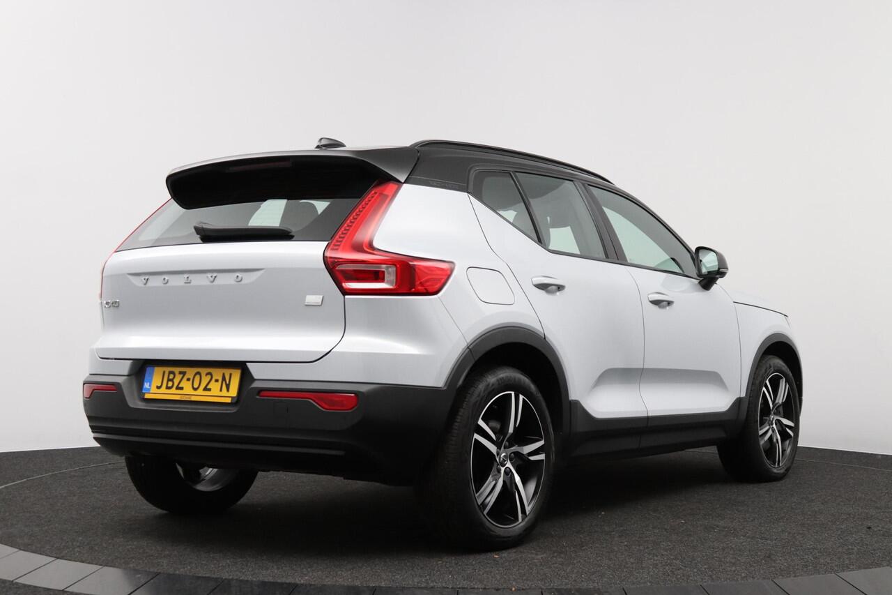 Volvo XC40 1.5 T4 Recharge R-Design | Panoramadak | Harman/Kardon Audio | Camera |