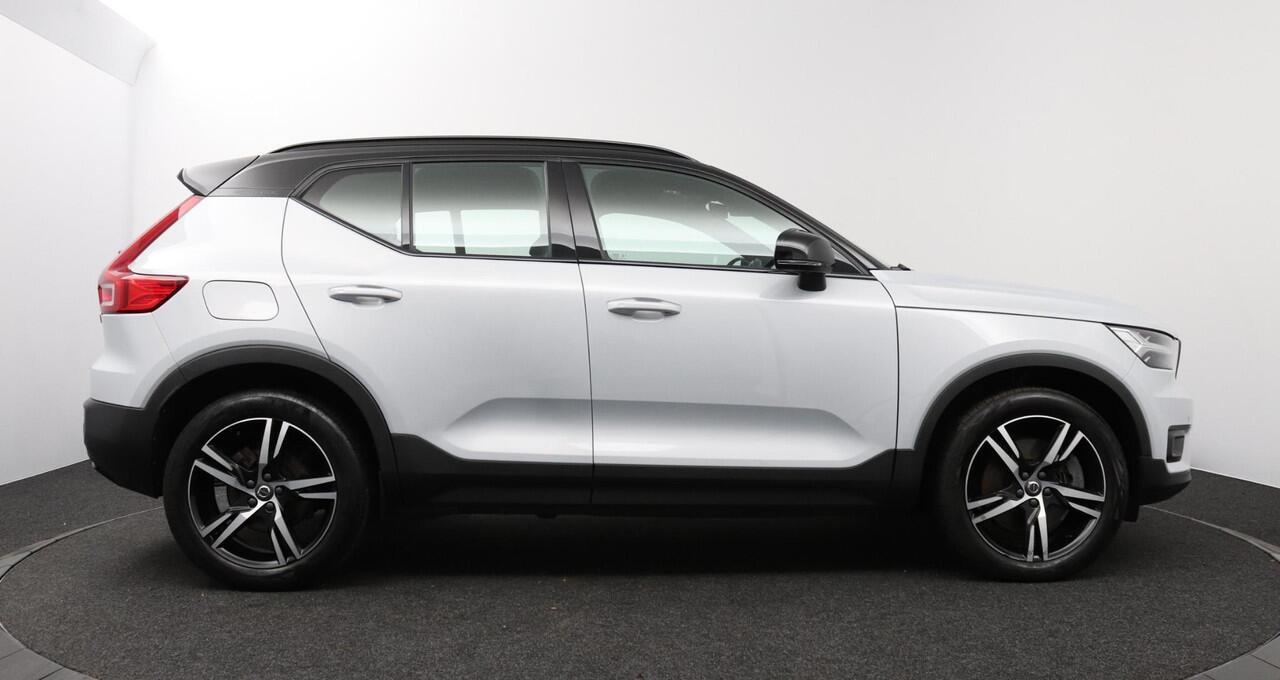 Volvo XC40 1.5 T4 Recharge R-Design | Panoramadak | Harman/Kardon Audio | Camera |