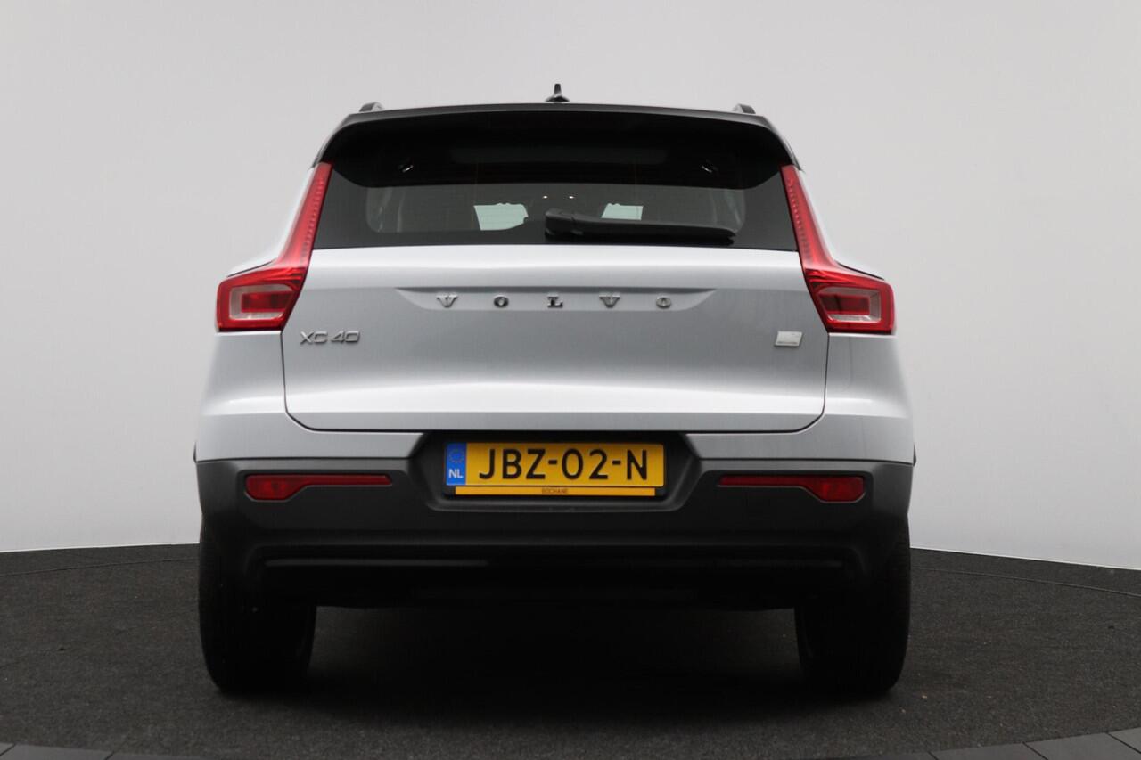 Volvo XC40 1.5 T4 Recharge R-Design | Panoramadak | Harman/Kardon Audio | Camera |