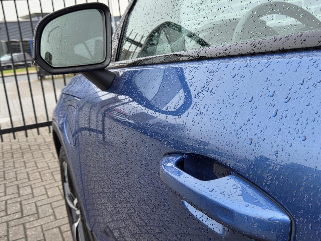 Volvo XC40 T5 Plug-in Hybride R-Design Aut. | Adaptive Cruise Control | Trekhaak | Dodehoekdetectie | Harman-Kardon Audio | Navigatie | Climate Control | Stoelverwarming/Stuurwielverwarming