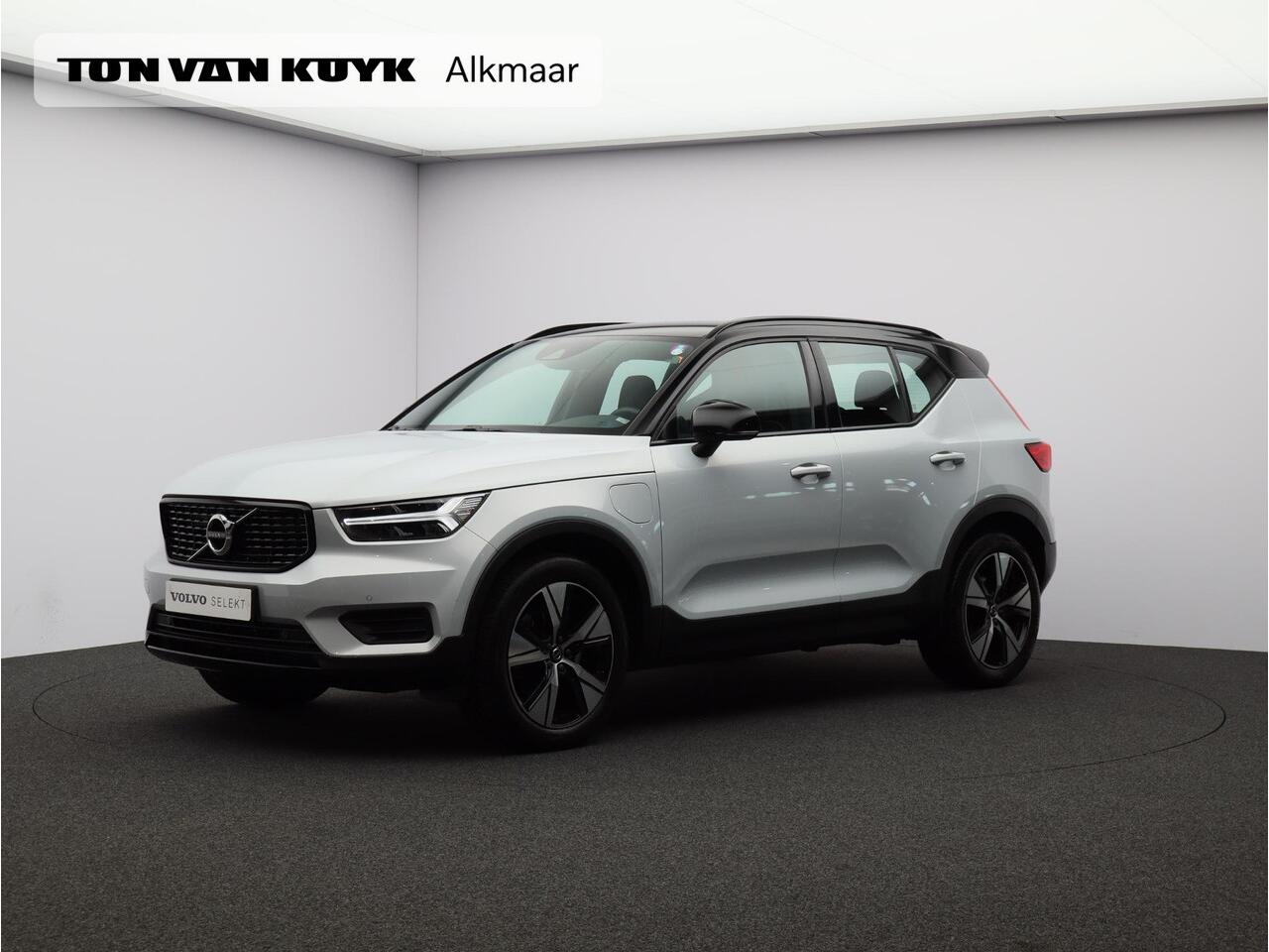 Volvo XC40 T4 Recharge R-Design / Trekhaak / Stoel+stuurwielverwarming