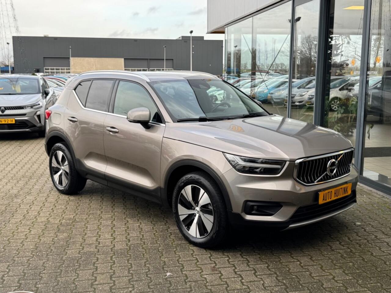 Volvo XC40 1.5 T5 Recharge Inscription - navi - carplay/android elec achterklep