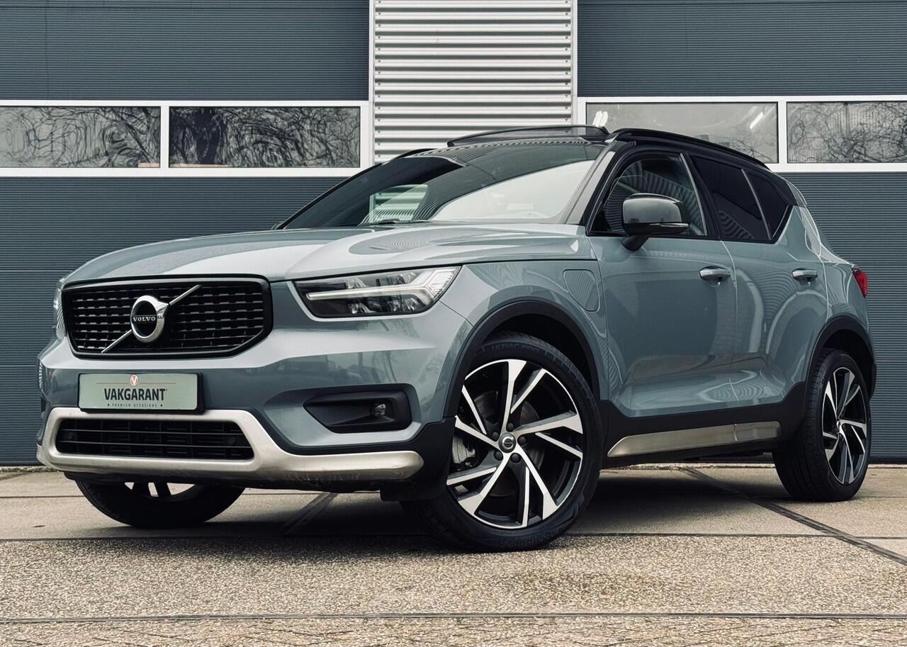 Volvo XC40 1.5 T5 R-Design |Pano |Harman/Kardon |Trekhaak |Sfeer |Alcantara