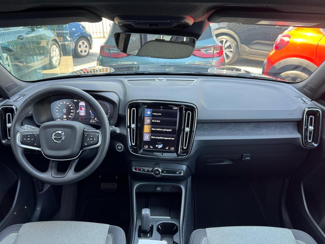 Volvo XC40 1.5 T4 Recharge R-Design Expression NL AUTO | CAMERA | PANO |