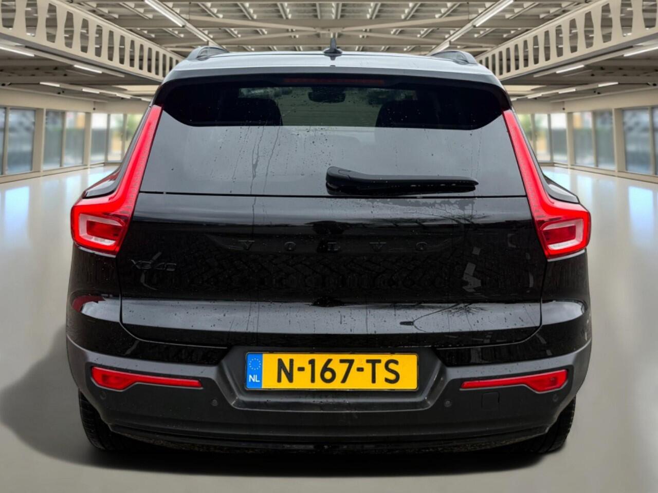 Volvo XC40 Recharge Plus 20 inch Park Assist Pack/ 91 % Soh/Met 2 jaar APK en Beurt