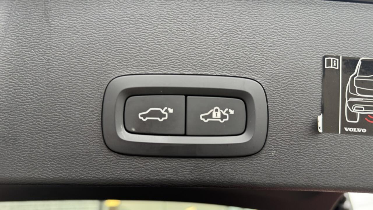 Volvo XC40 1.5 T4 Rech Inscr. Navi