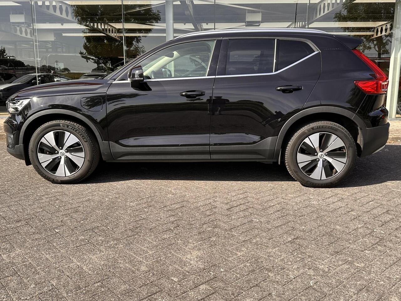Volvo XC40 1.5 T5 Recharge Inscription | Leder | Trekhaak 1800kg | LED | Camera | (occasion)