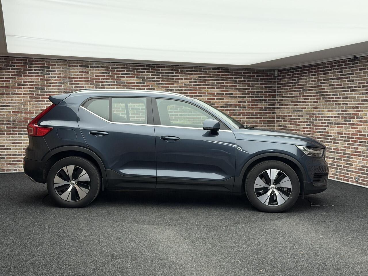 Volvo XC40 1.5 T4 Recharge Inscription Expression Automaat Cruise Control Navi