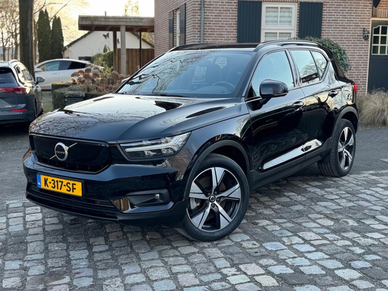 Volvo XC40 Recharge P8 AWD R-Design