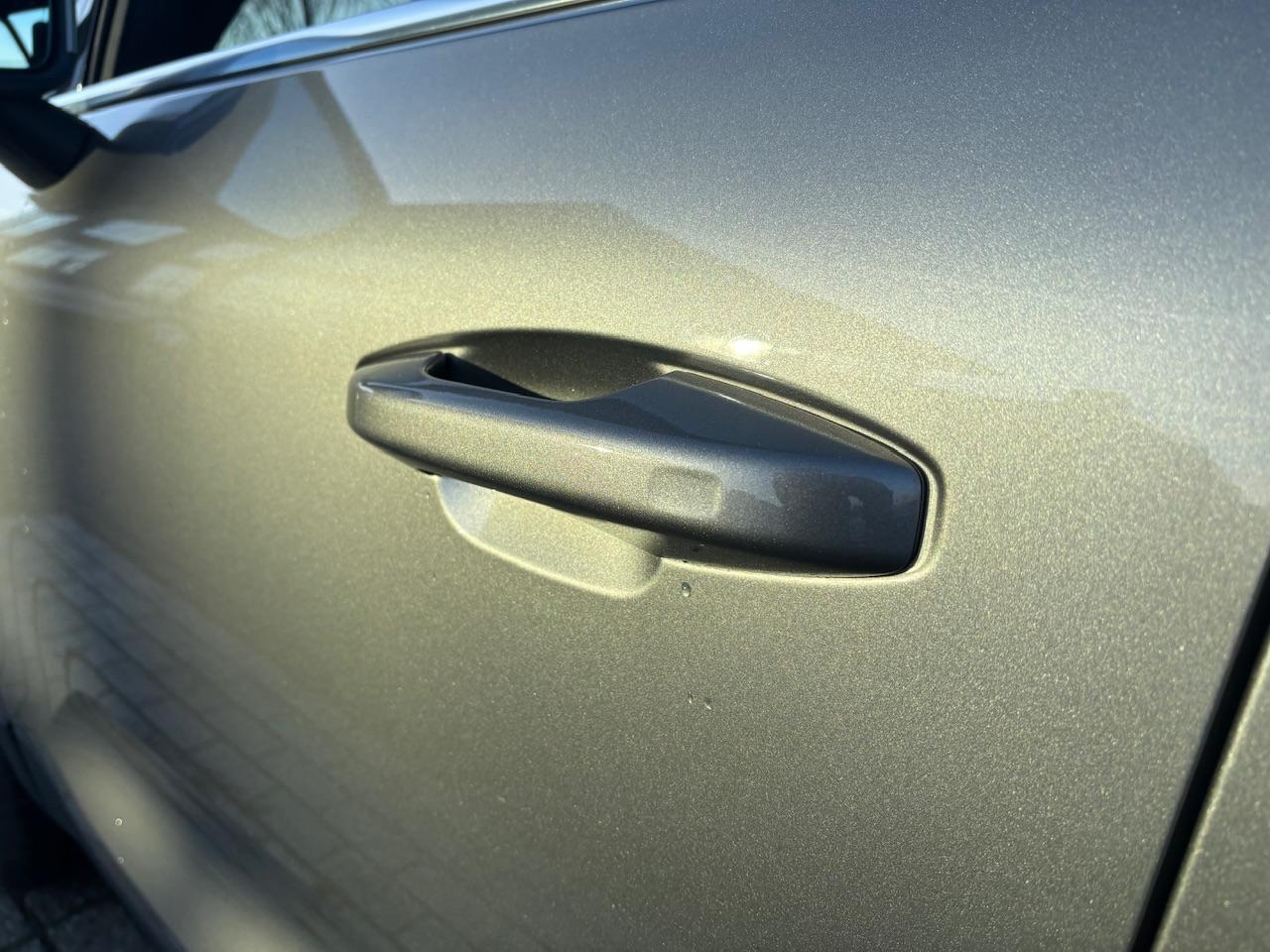 Volvo XC40 T4 Recharge Inscription Expression | Automaat