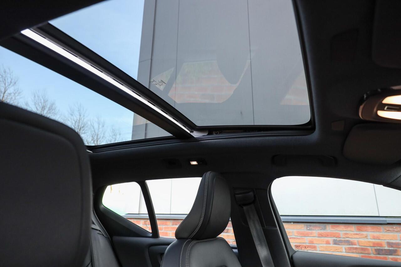 Volvo XC40 Recharge P8 408 PK AWD R-Design ? Pano ? Leder ? Warmtepomp