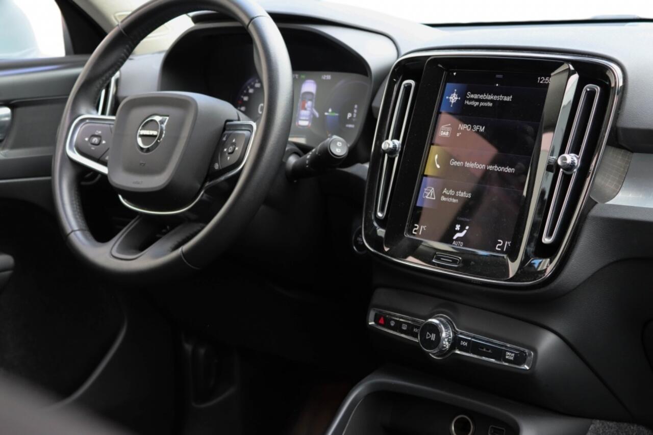 Volvo XC40 Inscription Expression Recharge Plug-In Hybrid 2WD