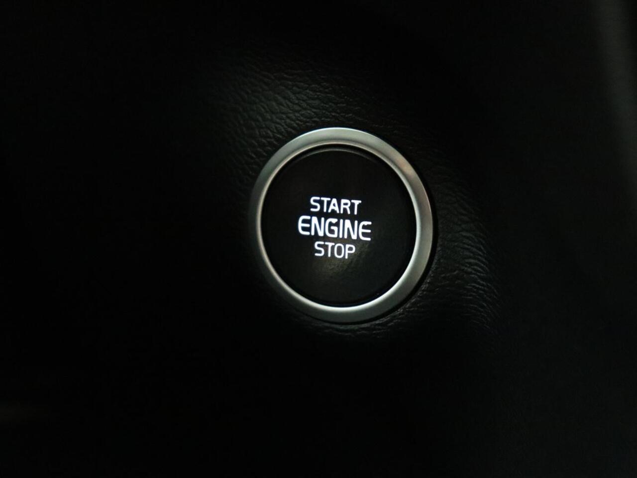 Volvo XC40 1.5 T4 Recharge R Design Expression | Trekhaak | Leder | Stoel & stuurverwarming | Camera | Carplay | Adaptive cruise | Full LED | Navigatie | PHEV | Plug In