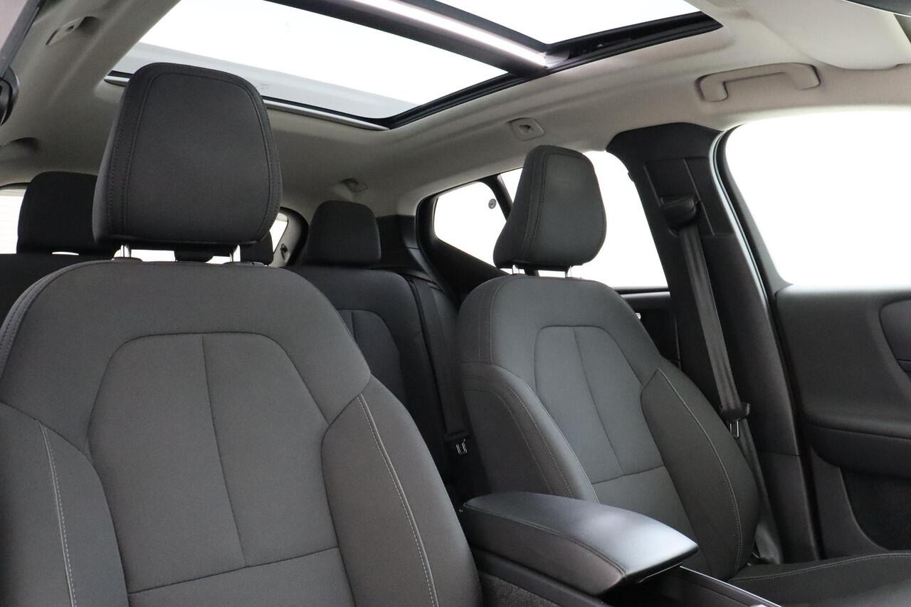 Volvo XC40 T4 RECHARGE INSCRIPTION EXPRESSION -PANO.DAK|HARMAN/KARDON|CAMERA|PRIVACY.GLAS|VERW.VOORRUIT|STYLING.PACK|DAKSPOILER