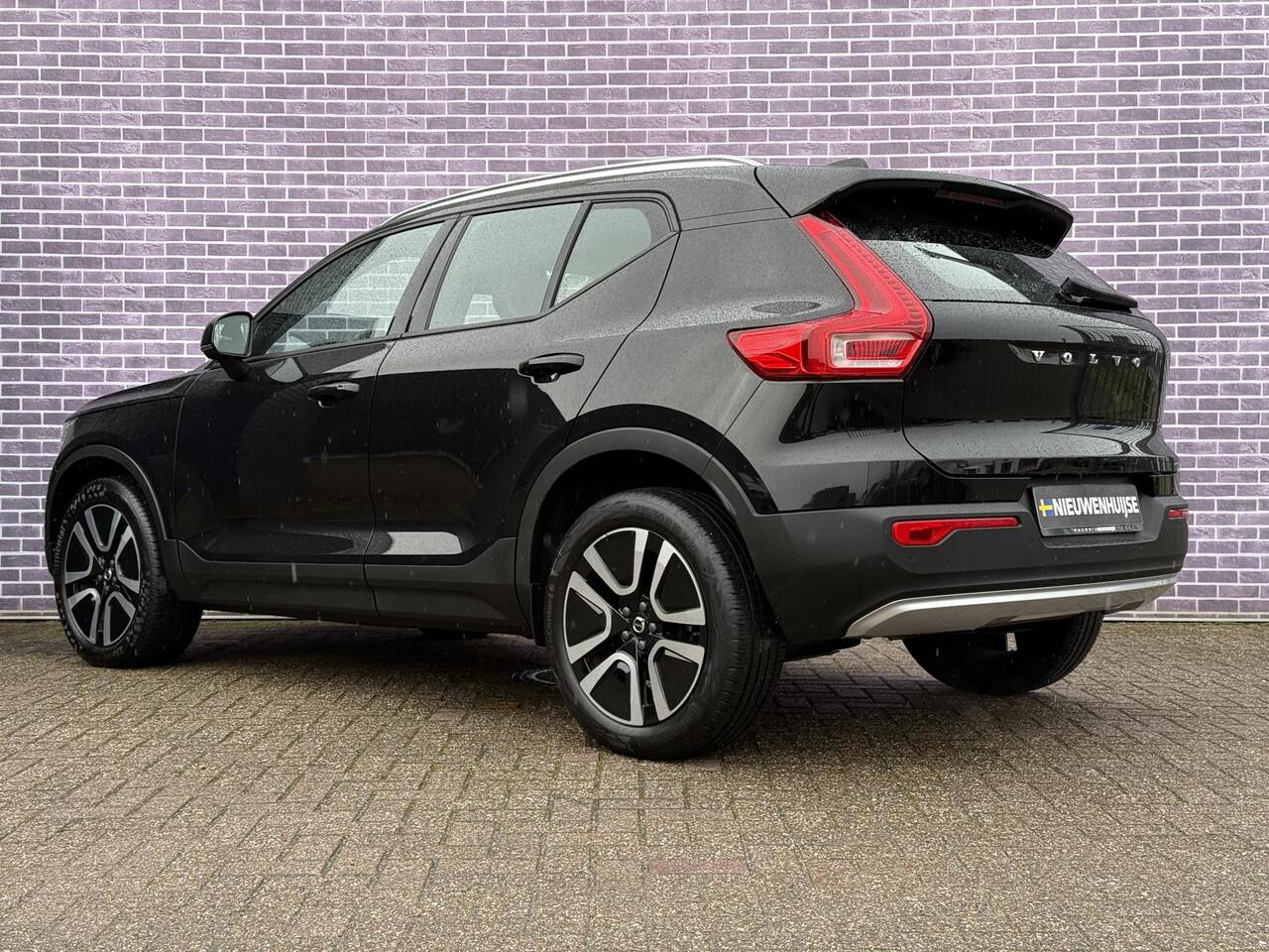 Volvo XC40 1.5 T2 Inscription | Keyless entry/start | 19"lm velgen | Stoel/stuur verwarming | Adaptieve cruise control | Pilot assist | BLIS dodehoekdetectie | Elektrisch bedienbare achterklep | Volvo on Call |