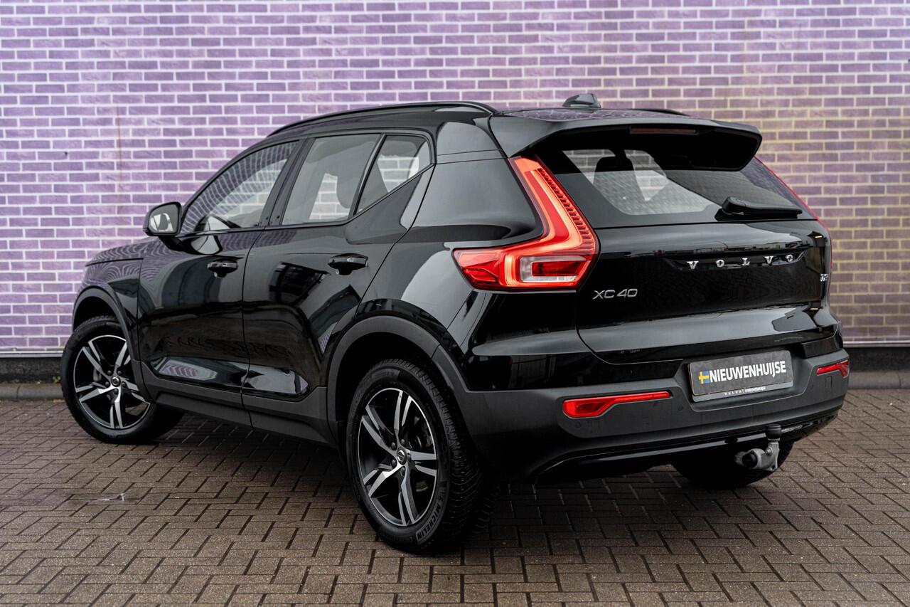 Volvo XC40 1.5 T2 R-Design | Navigatie | Adaptieve Cruise Control | Trekhaak | Dodehoedetectie | LED | Climate Control | Keyless | Park Assist | Zitverlenging