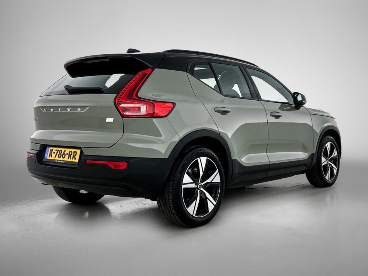 Volvo XC40 P8 R-Design Recharge AWD