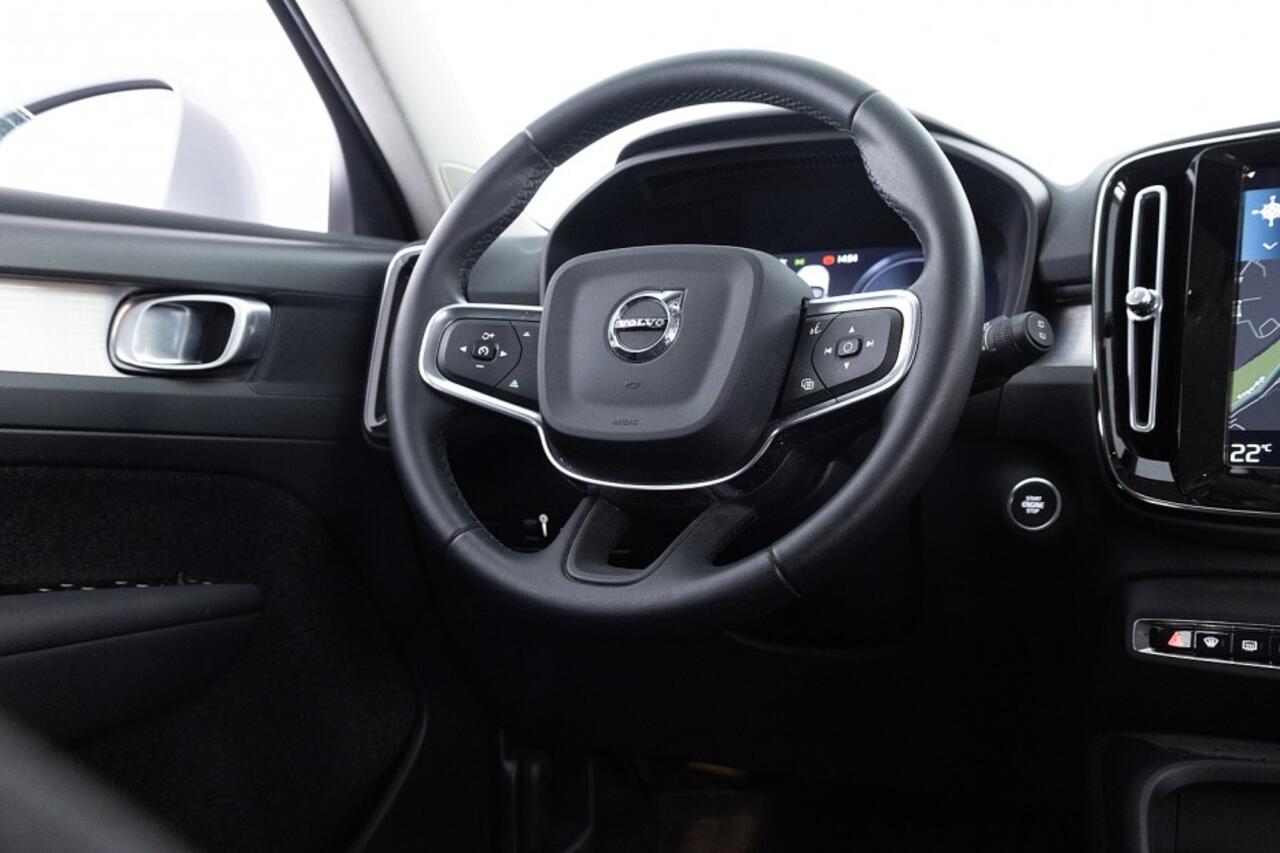 Volvo XC40 1.5 T4 Recharge Inscription | Full LED | NAVI | ECC | PDC