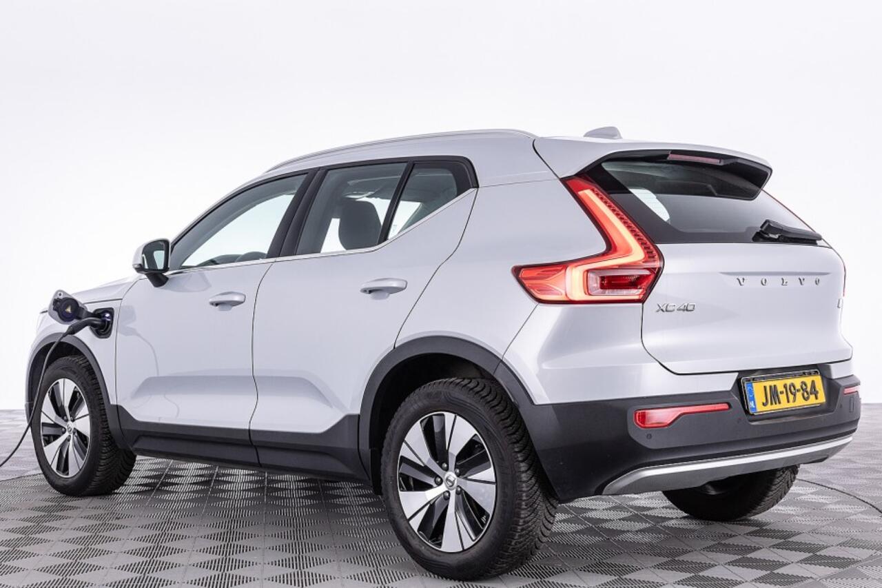 Volvo XC40 1.5 T4 Recharge Inscription | Full LED | NAVI | ECC | PDC
