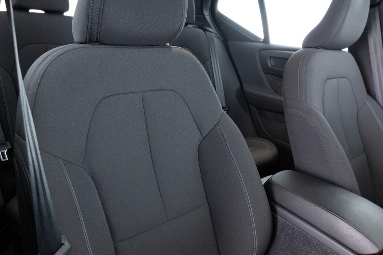 Volvo XC40 1.5 T4 Recharge Inscription | Full LED | NAVI | ECC | PDC