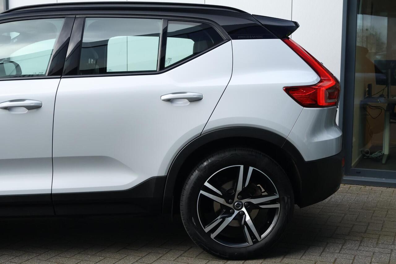 Volvo XC40 1.5 T5 Recharge R-Design / Pano