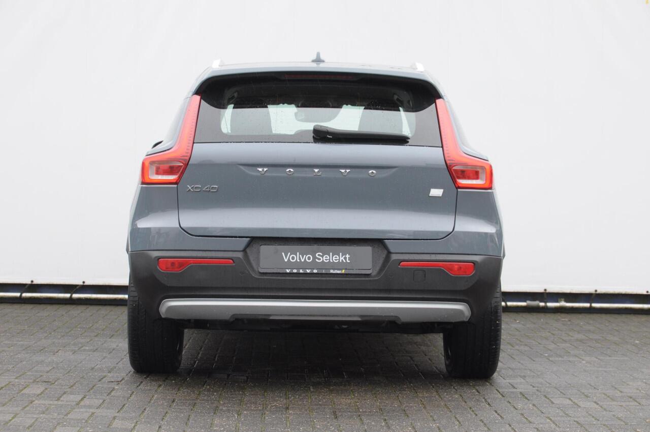 Volvo XC40 T4 211PK Automaat Inscription Expression Adaptieve cruise control / Elektrische achterklep / keyless entry / parkeersensoren met camera / Apple carplay / Bluetooth / Elektrische stoelen met geheugen