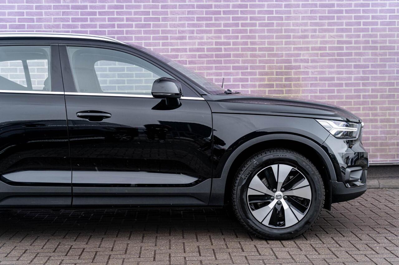Volvo XC40 T5 Recharge Business Pro | Navigatie | Adaptieve Cruise Control | LED Koplampen | DAB | Trekhaak | Dodehoekdetectie | Park Assist | Camera | Volvo On Call | 18" LM