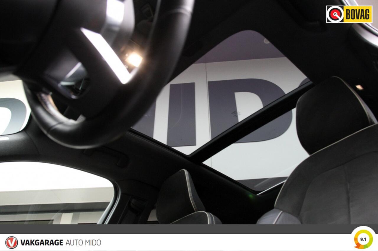 Volvo XC40 Recharge P8 AWD R-Design | 1e eigenaar | PANO | Warmtepomp