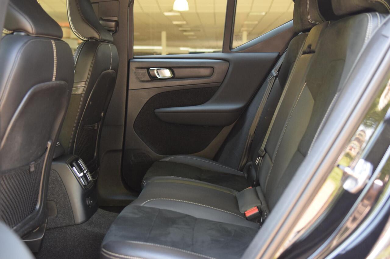 Volvo XC40 1.5 T4 Recharge R-Design 1EIG|STOELVW|CAM|NAV|CARP