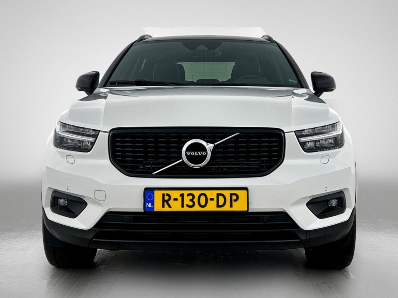 Volvo XC40 1.5 T4 Recharge R-Design | Stoelverwarming | Harman Kardon | Rij
