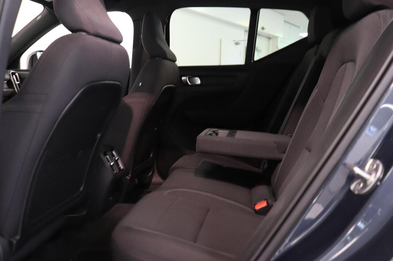 Volvo XC40 Recharge Plus | Warmtepomp | SoH 95% | Adaptieve cruise | Camera | Trekhaak |