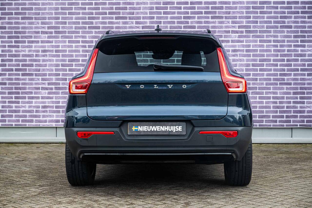 Volvo XC40 1.5 T4 Recharge R-Design | Trekhaak | Panoramadak | Adaptieve Cruise Control | Power Seats | 360 Camera | Harman Kardon |