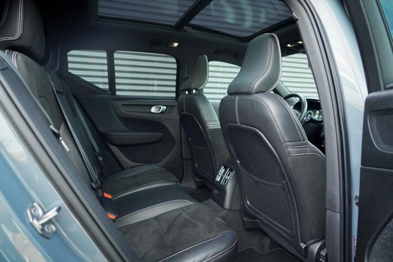 Volvo XC40 1.5 T5 Recharge R-Design / Pano / NL Auto / 1e Eig / Incl BTW