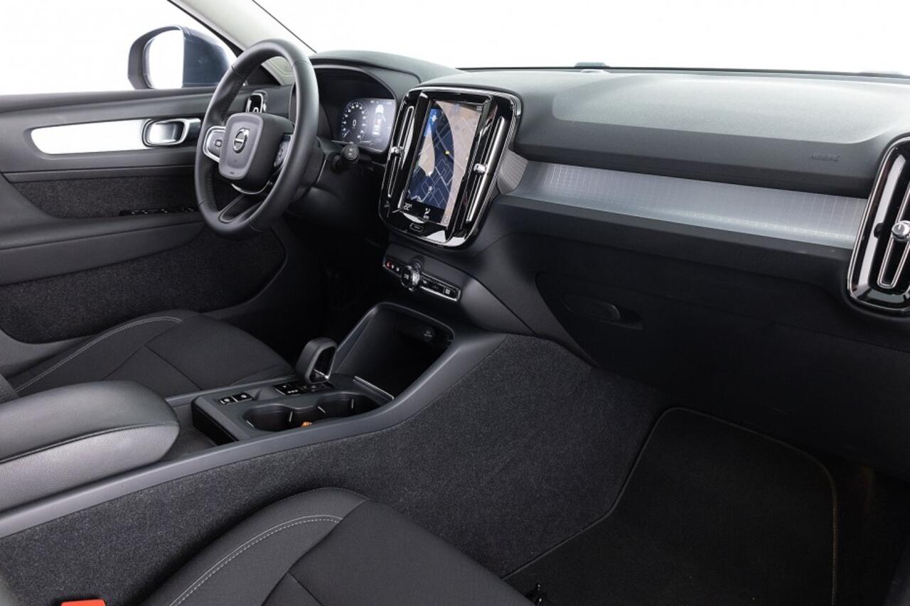 Volvo XC40 1.5 T4 Recharge Inscription Expression | NAVI | Full LED | PHEV .