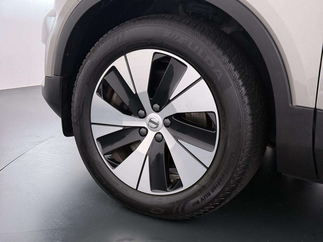 Volvo XC40 1.5 T4 Recharge Inscription Expression Trekhaak/Camera/Carplay etc.