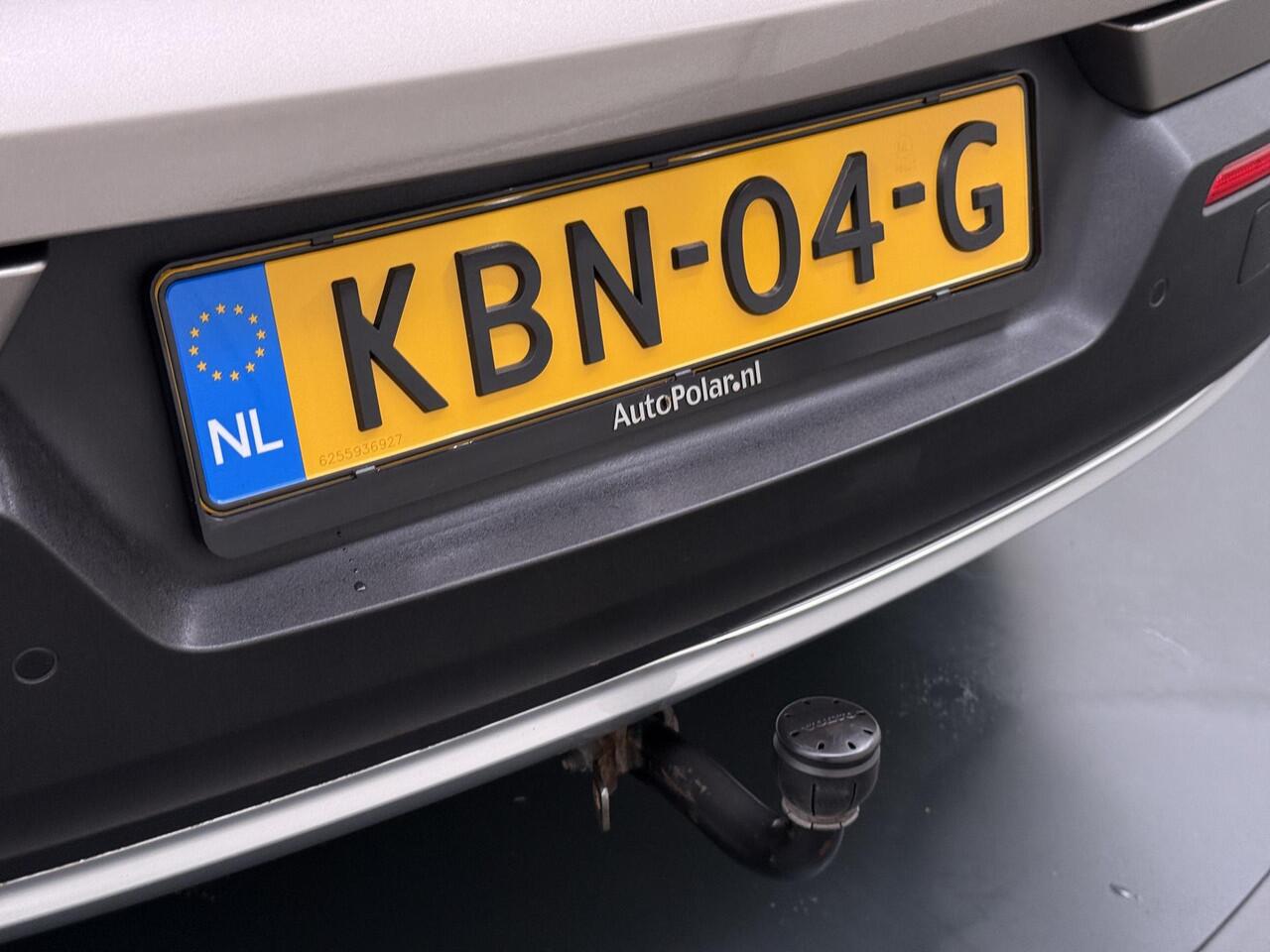 Volvo XC40 1.5 T4 Recharge Inscription Expression Trekhaak/Camera/Carplay etc.