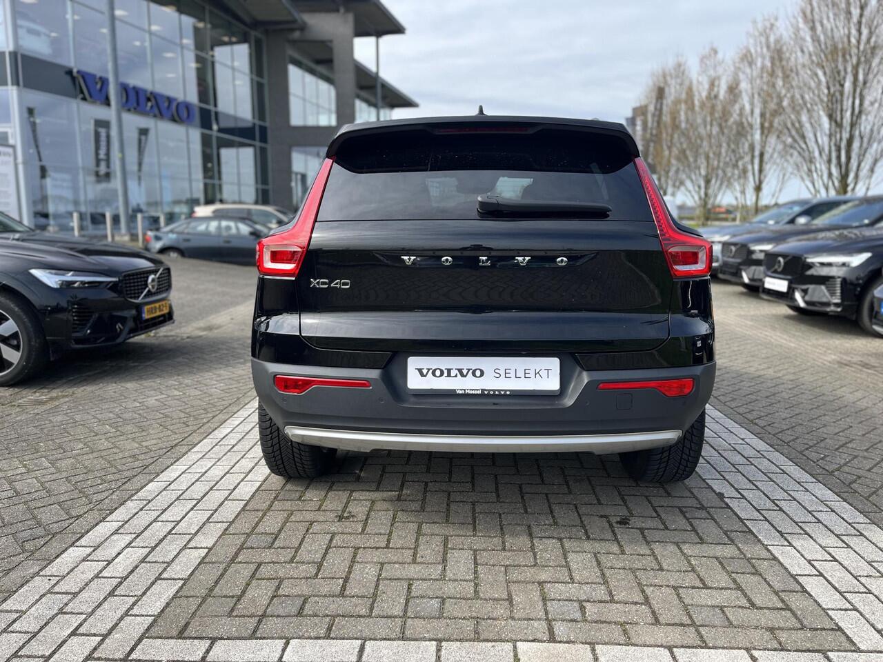 Volvo XC40 T4 Recharge Inscription Expression | 360 Graden Camera | Climate Pack | Keyless Entry |