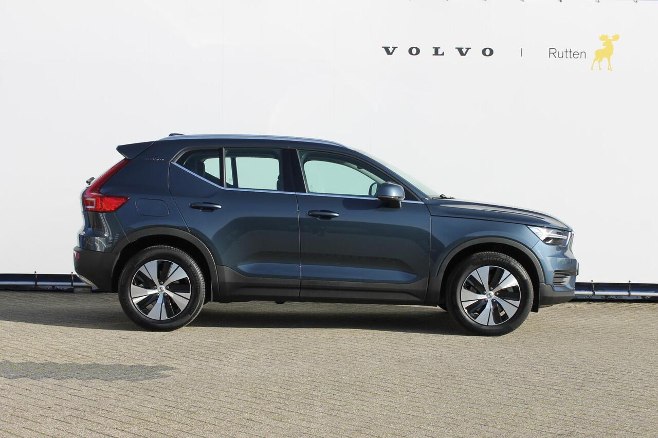 Volvo XC40 T4 211PK Automaat Recharge Inscription Navigatie / Cruise control / Standkachel / 18'' Lichtmetalen velgen / Apple Carplay