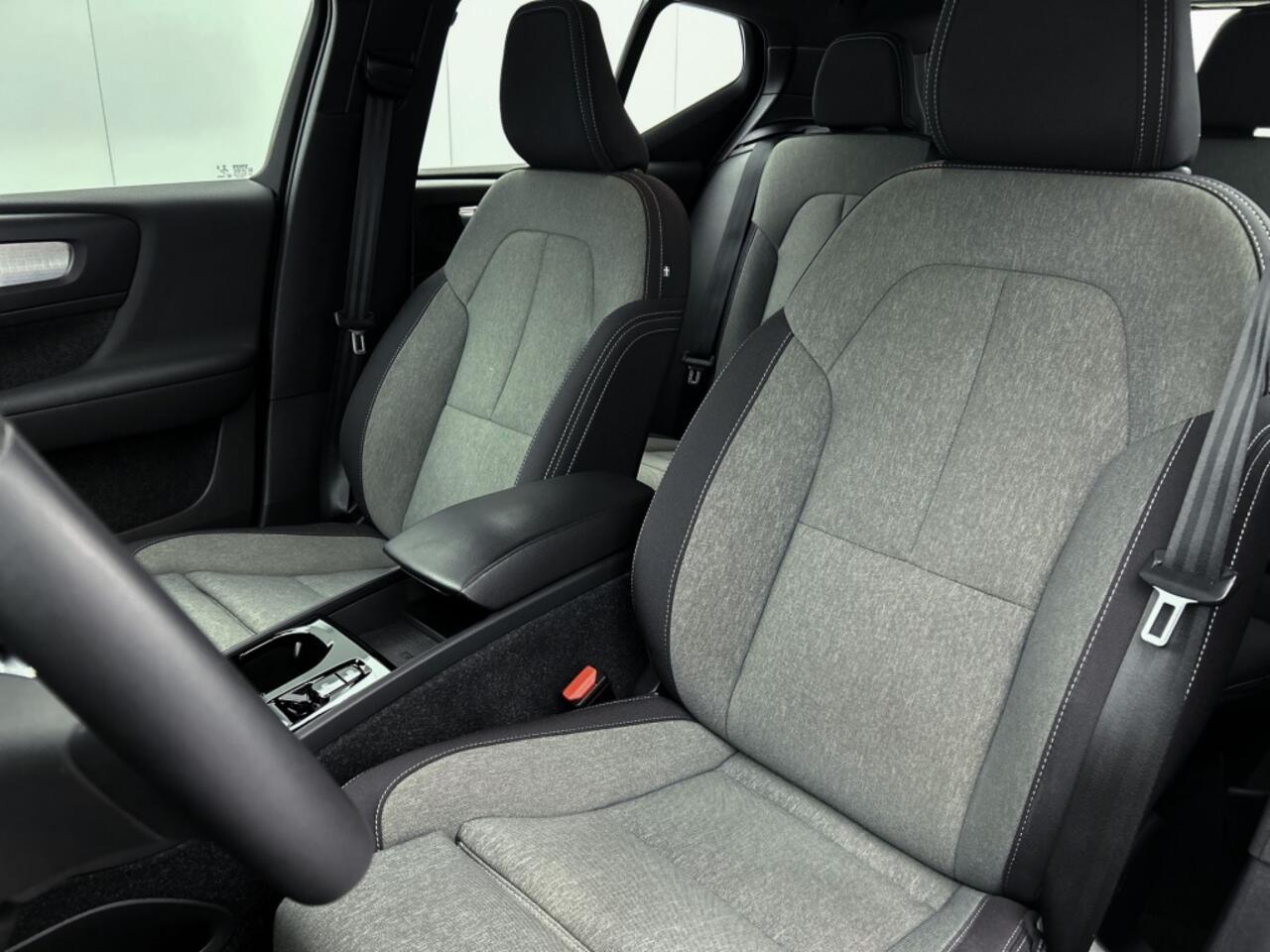 Volvo XC40 1.5 T4 Recharge R-Design