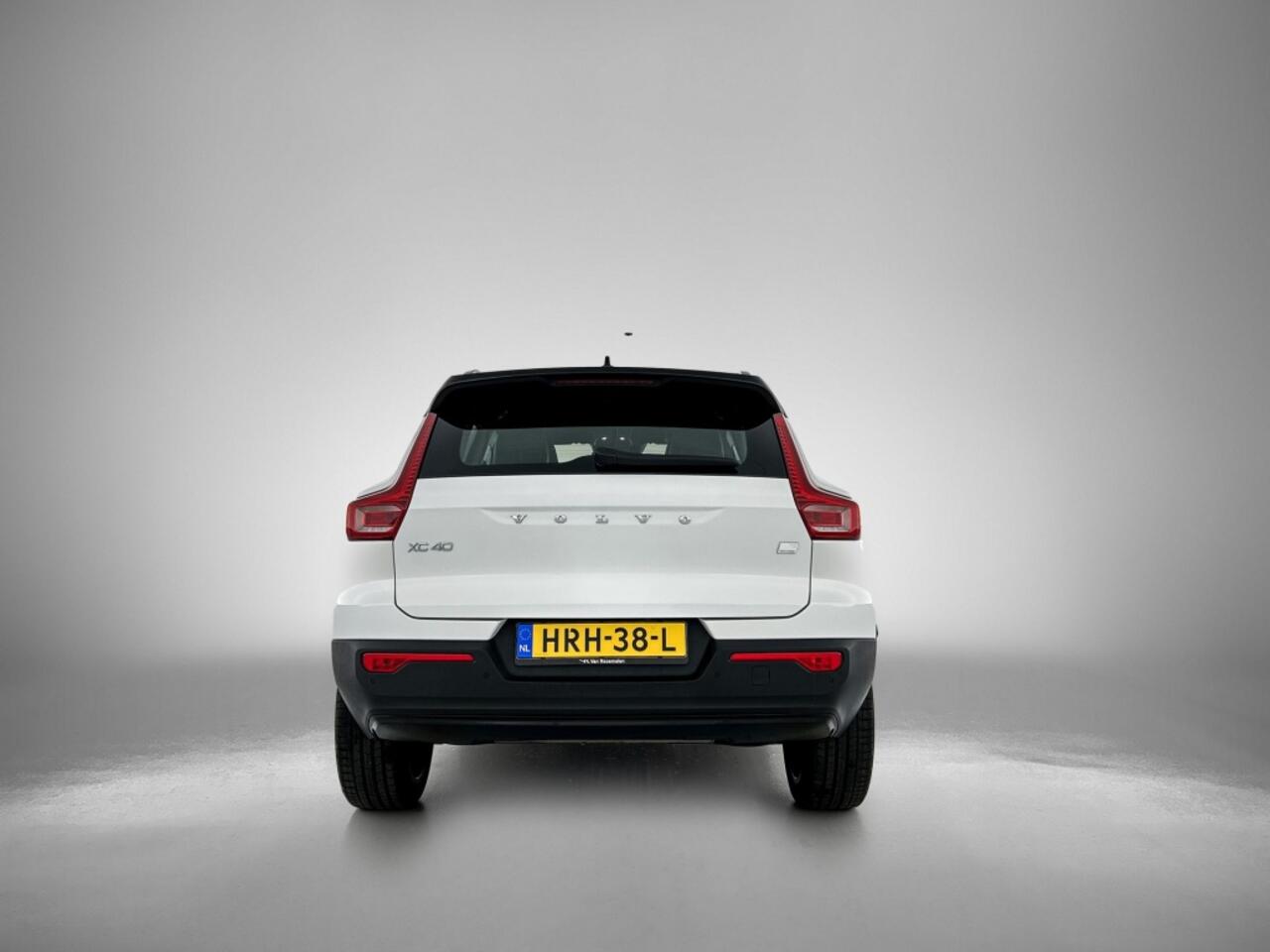 Volvo XC40 1.5 T5 Recharge R-Design | 20inch Velgen | Lederen Bekleding |