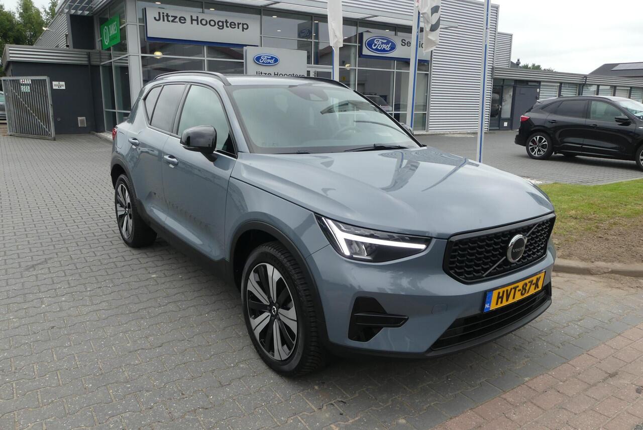 Volvo XC40 1.5 T4 Recharge R-Design FACELIFT! ADAPTIEVE CRUISE, MEMORY SEAT, HARMAN/KARDON, STOELVERWARMING, CLIMA, NAVI, ELEK. ACHTERKLEP, 9.673KM